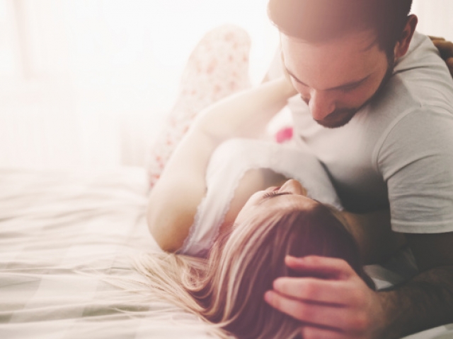 How can a man effectively delay ejaculation?